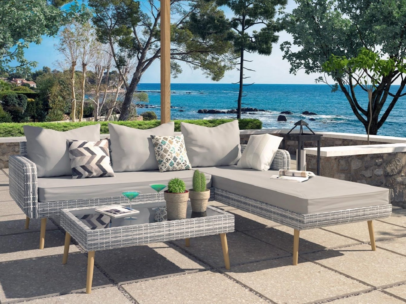 Choisir son salon de jardin : pour quelle taille opter ?
