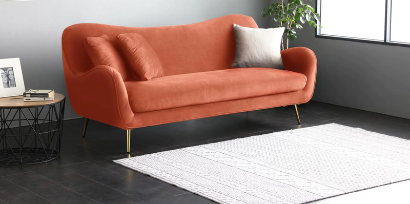 Comment décorer un canapé avec des coussins ?