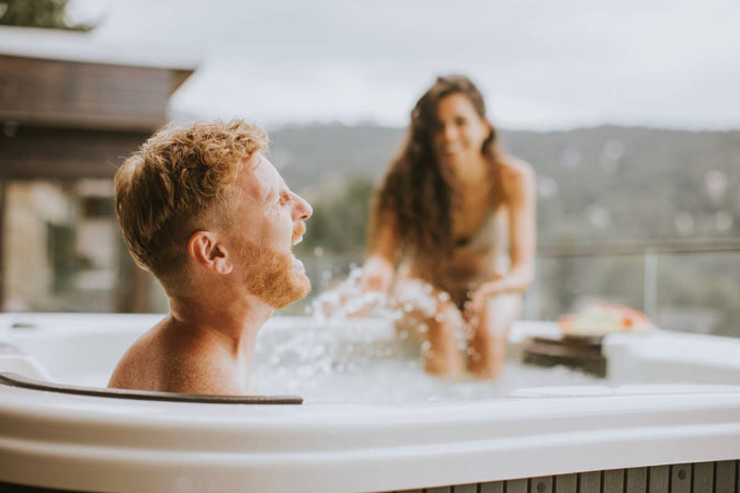 3 idées d'aménagement pour un spa en extérieur