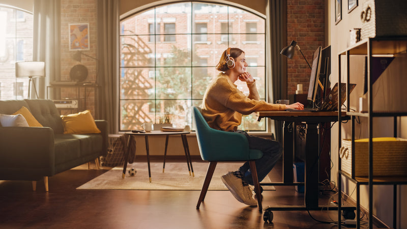 Aménager un bureau dans son salon : 30 astuces