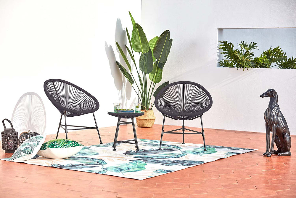 Découvrez la chaise Acapulco et ses 3 couleurs so trendy !