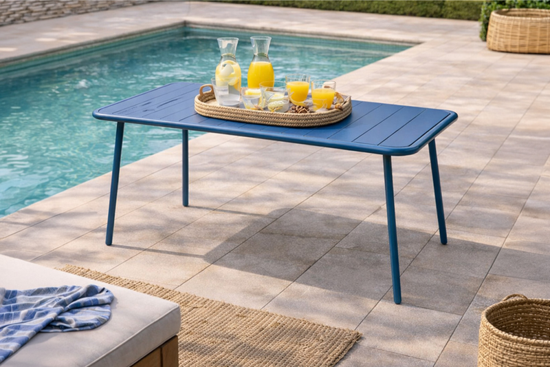 table acier bleu