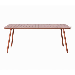 table-acier-terracotta-8-places-exterieur-bergame-packshot-face-concept-usine