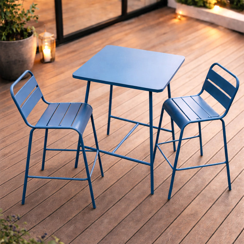 ensemble-table-chaises-bar-acier-bleu-exterieur-bergame-ambiance-3-concept-usine