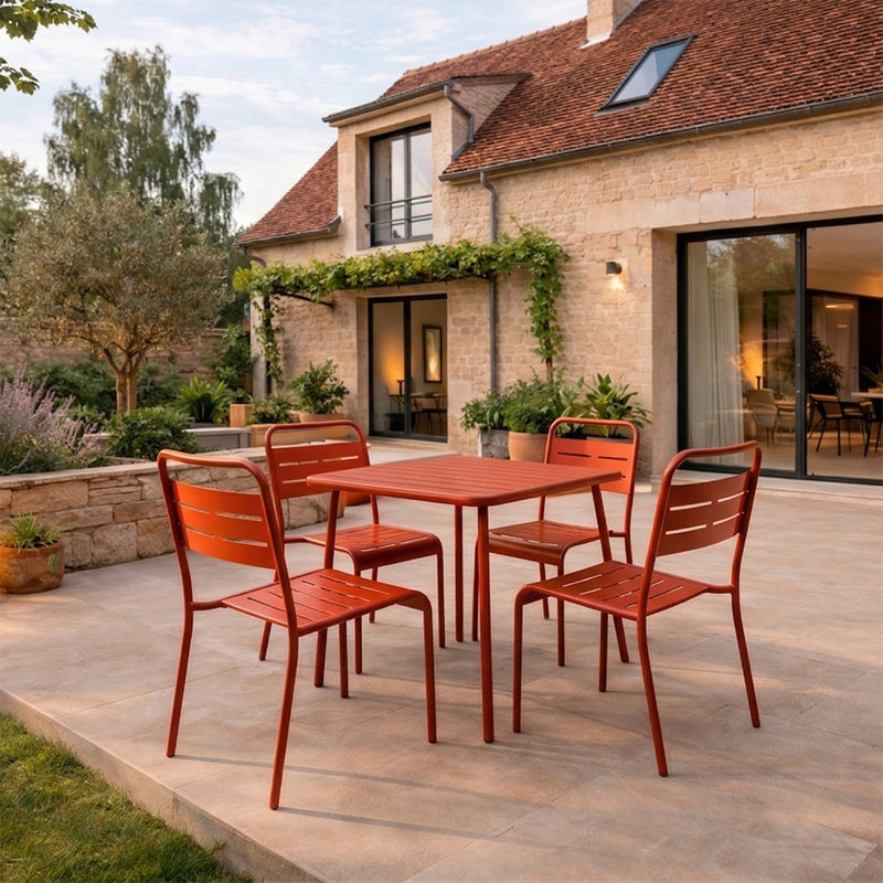 ensemble-table-4-chaises-acier-terracotta-exterieur-bergame-ambiance-concept-usine
