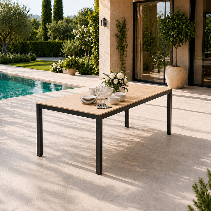 table-jardin-190-cm-acier-noir-effet-bois-brisbane-ambiance-concept-usine