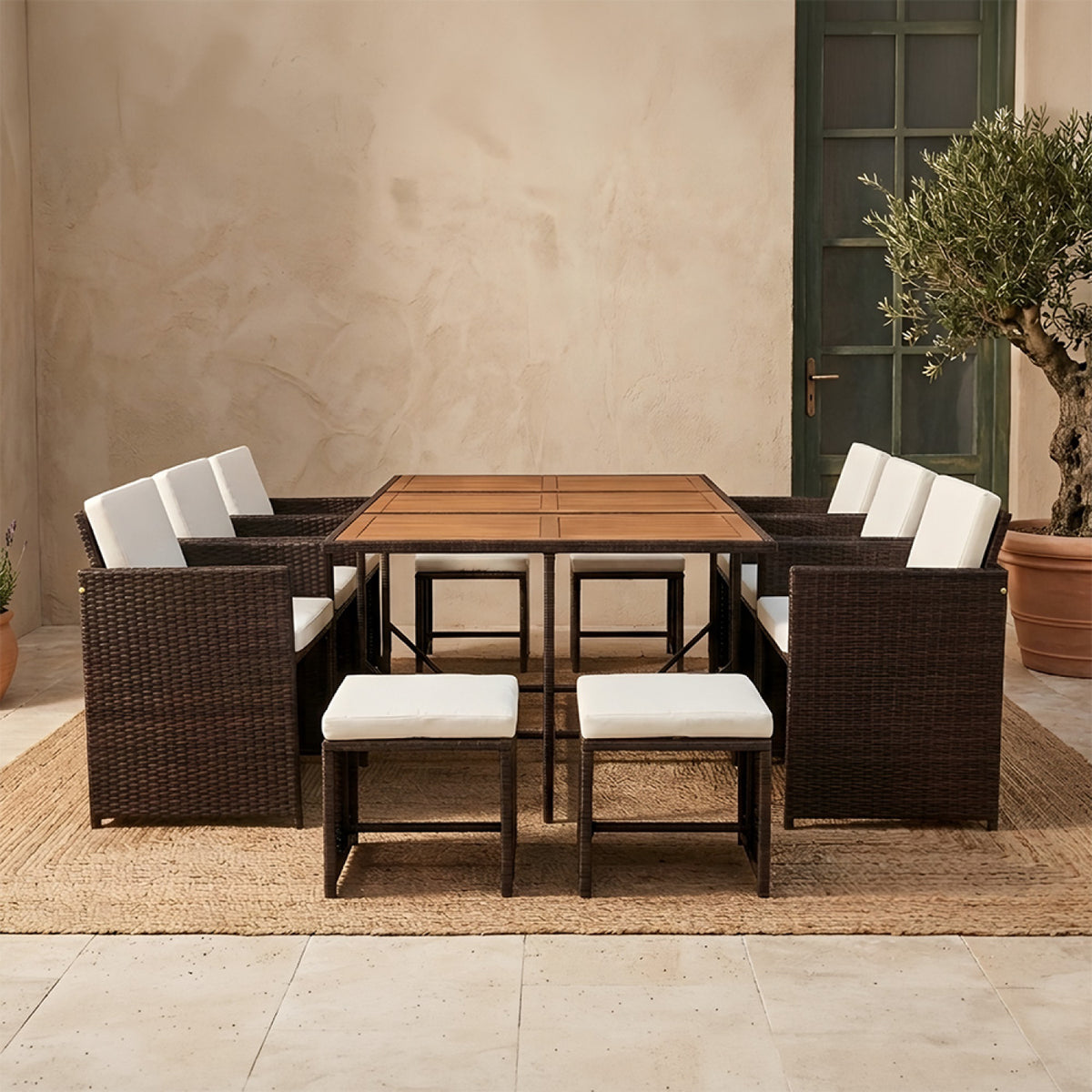 salon-jardin-encastrable-10-places-resine-tressee-marron et beige-toledo-ambiance-2-concept-usine