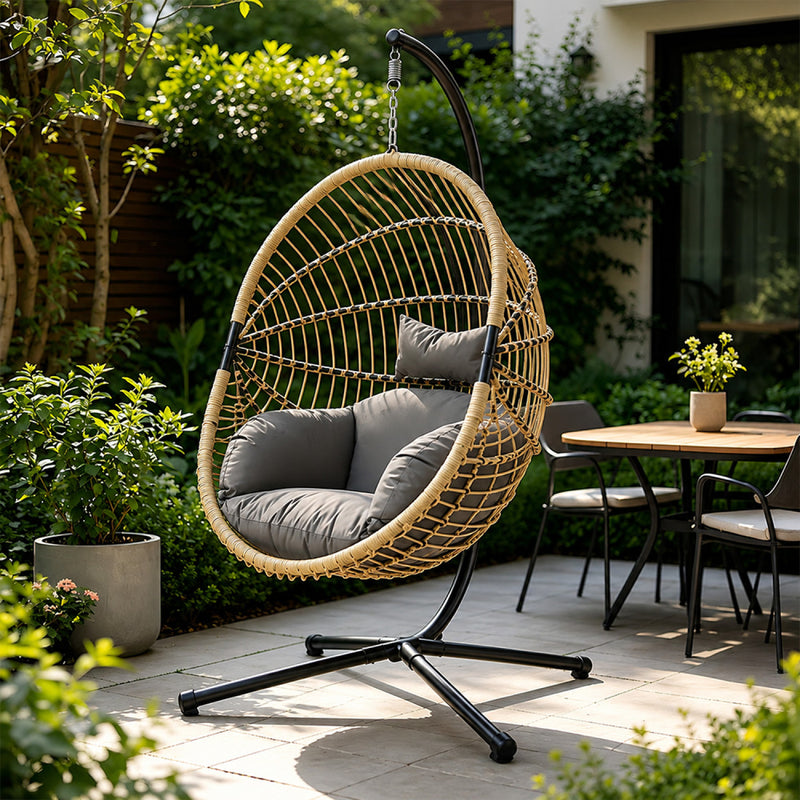 fauteuil-suspendu-effet-rotin-gris-1-place-brasilia-ambiance-3-concept-usine
