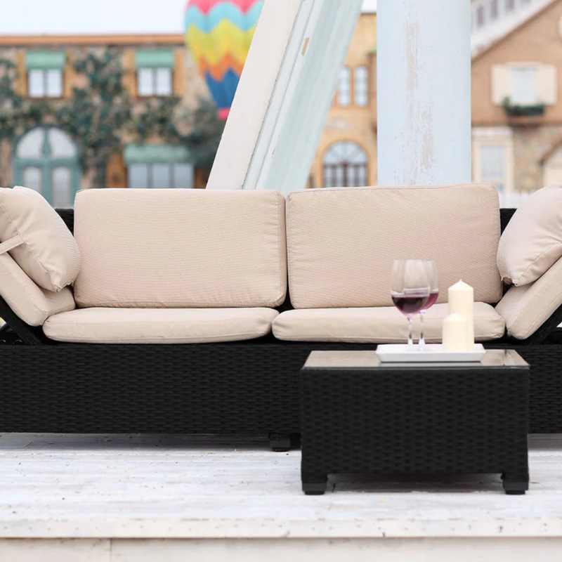 salon de jardin en résine tressée Corfú sur fond Blanc Ecru et Noir 