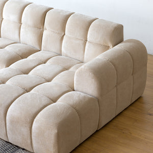 Canapé d'angle 3 places nuage en velours beige Salford zoom sur la méridienne