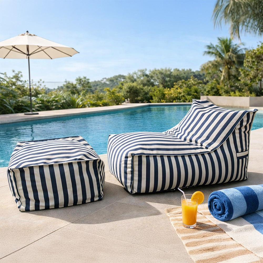 Ensemble poufs extérieur motif rayure bleu et blanc Positano