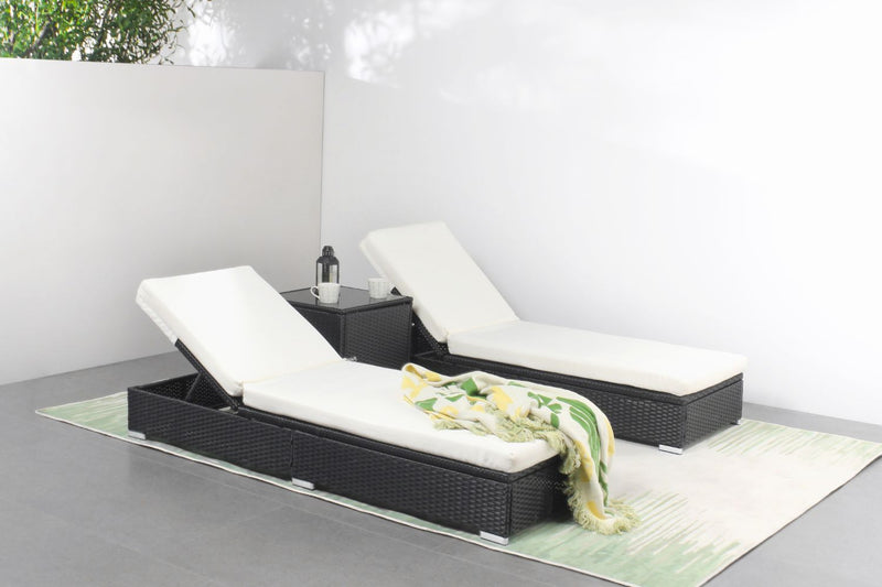Lot de 2 bains de soleil en résine tressée noir et matelas blanc