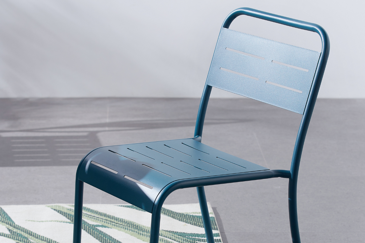 Lot de 4 chaises en acier bergame bleu