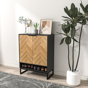 meuble d'entrée en bois avec portes effet chevron 