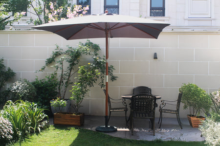 Parasol carré droit 2.5x2.5 gris en bois Matera photo d'ambiance