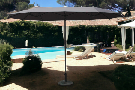 Parasol double Gris Siena Concept Usine - Ambiance