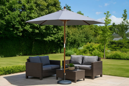 Parasol circulaire droit 2.7m gris en bois Napoli photo d'ambiance