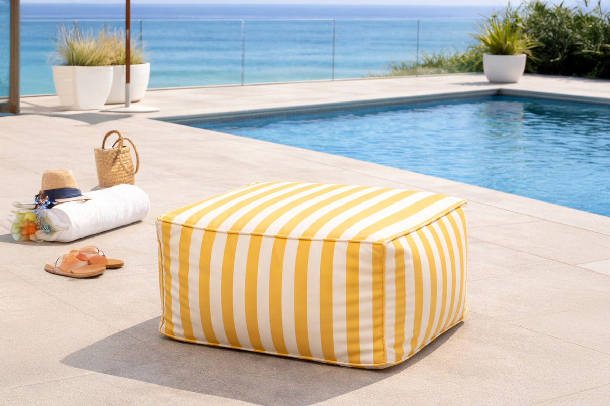Pouf carré extérieur rayé jaune et blanc Positano
