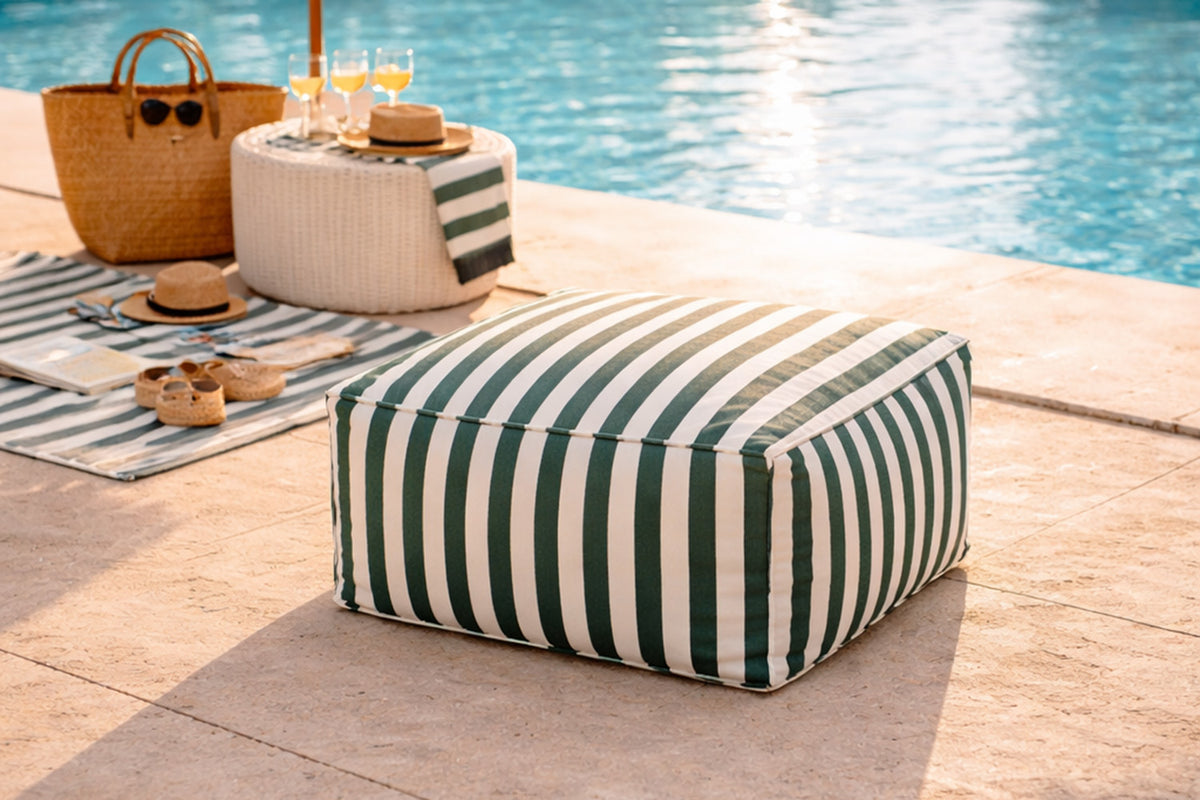 Pouf carré extérieur rayé vert et blanc Positano