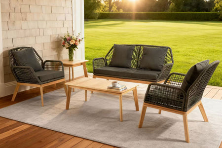 Salon de jardin 4 places en bois avec 2 tables Rosario gris et bois ambiance