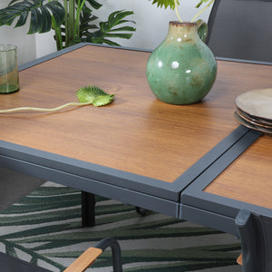 Salon de jardin 6 places anthracite et bois Foggia zoom sur la table