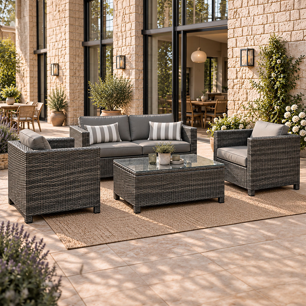 Salon de jardin 4 places en résine tressée avec table basse marron et gris foncé AVEA