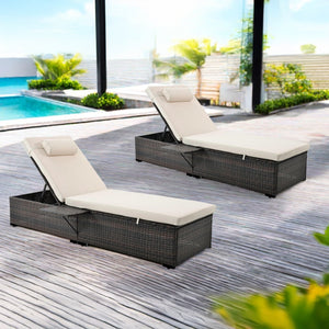 Lot de 2 transats en résine tressée inclinable avec tablette pliable Punta Cana beige et marron ambiance