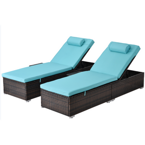Lot de 2 transats en résine tressée inclinable avec tablette pliable Punta Cana bleu et marron fond blanc