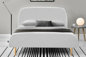 structure de lit scandinave Blanc Sandvik avec pieds en bois 160x200 cm 