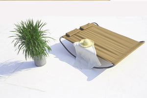 convertible de jardin et transat bascule pour 2 personnes sur fond Blanc Beige