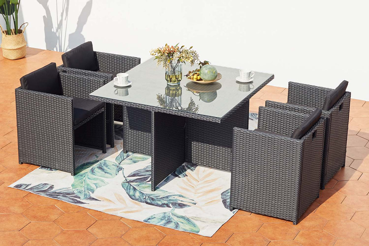 salon de jardin encastrable pour 4 personnes en résine tressée Noir et Noir